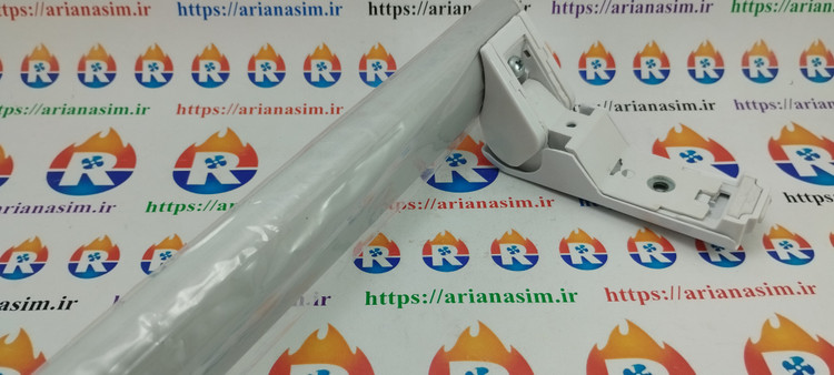 دستگیره یخچال فریزر متحرک تخت رنگ نقره ای (فاصله پبچ ها ۴۱۳)